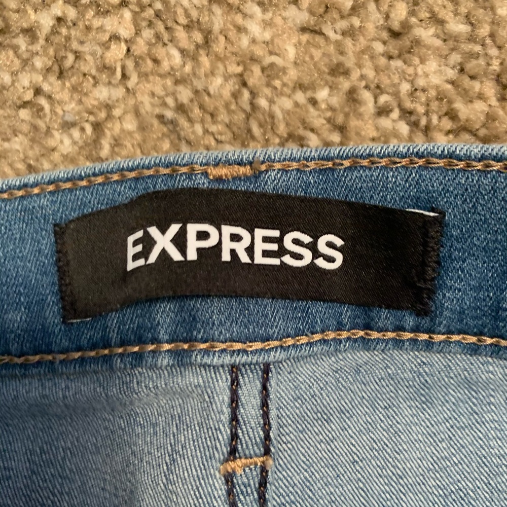 Express | Mid Rise Distressed Jeggings - Picture 5 of 6